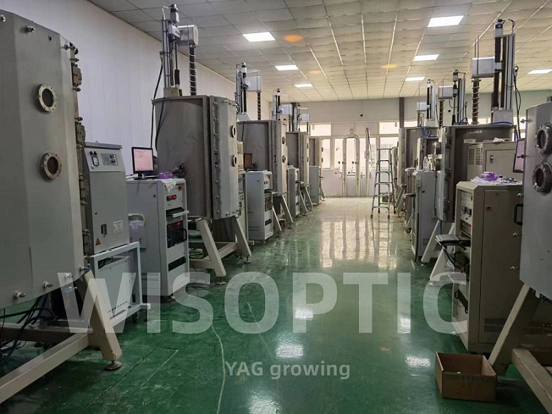 Nd Doped YAG Rod or Slab with Nd%=0.1~1.3% .jpg