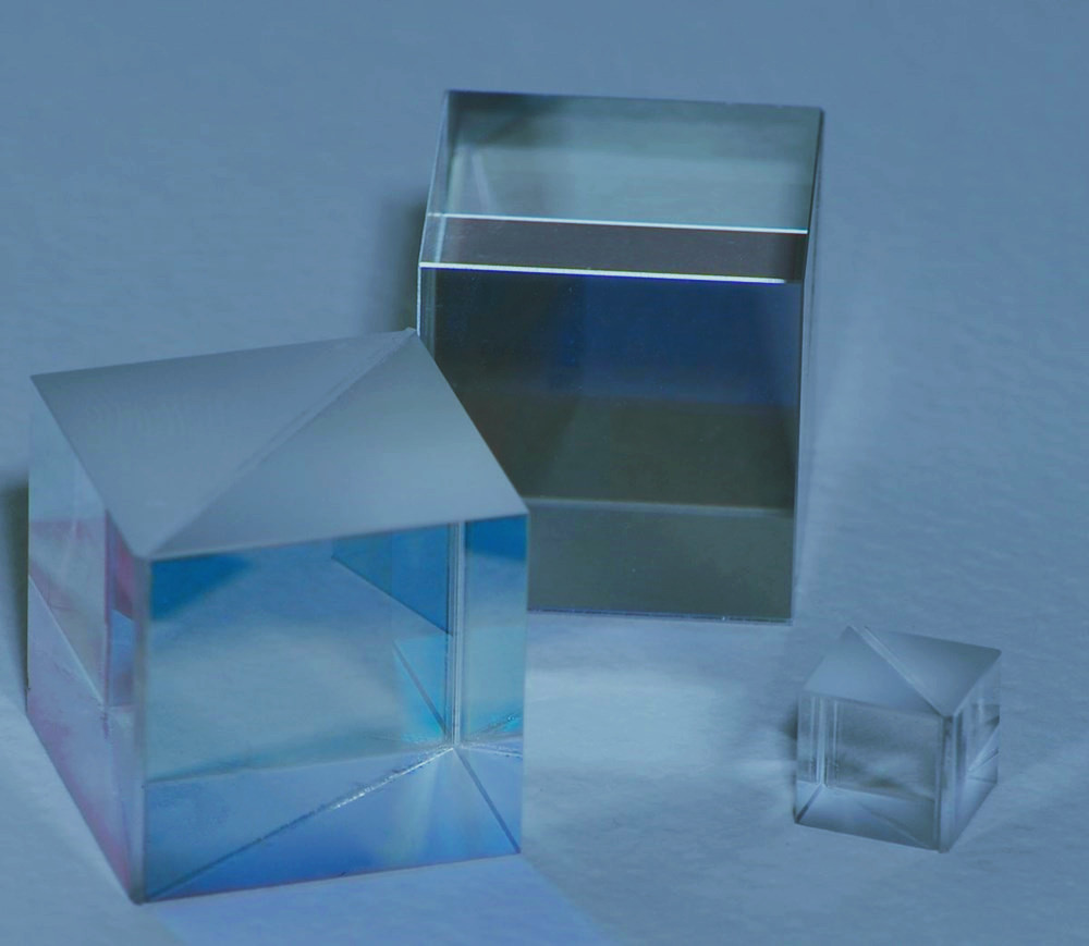 Polarizating Beamsplitter (PBS)